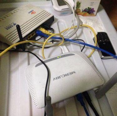 路由器网速白天快晚上慢怎么解决,路由器网速慢重启后又正常