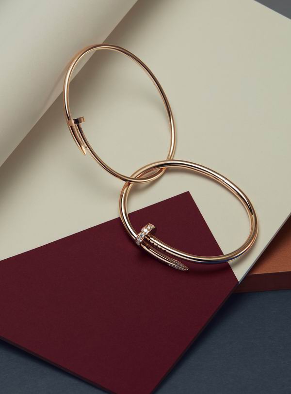 用匠心独具的珠宝纪念爱的唯一