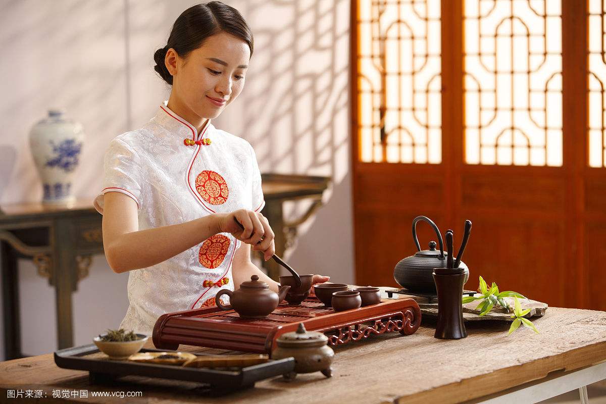 你以为的茶艺师vs现实中的茶艺师,茶艺师是技师还是技工