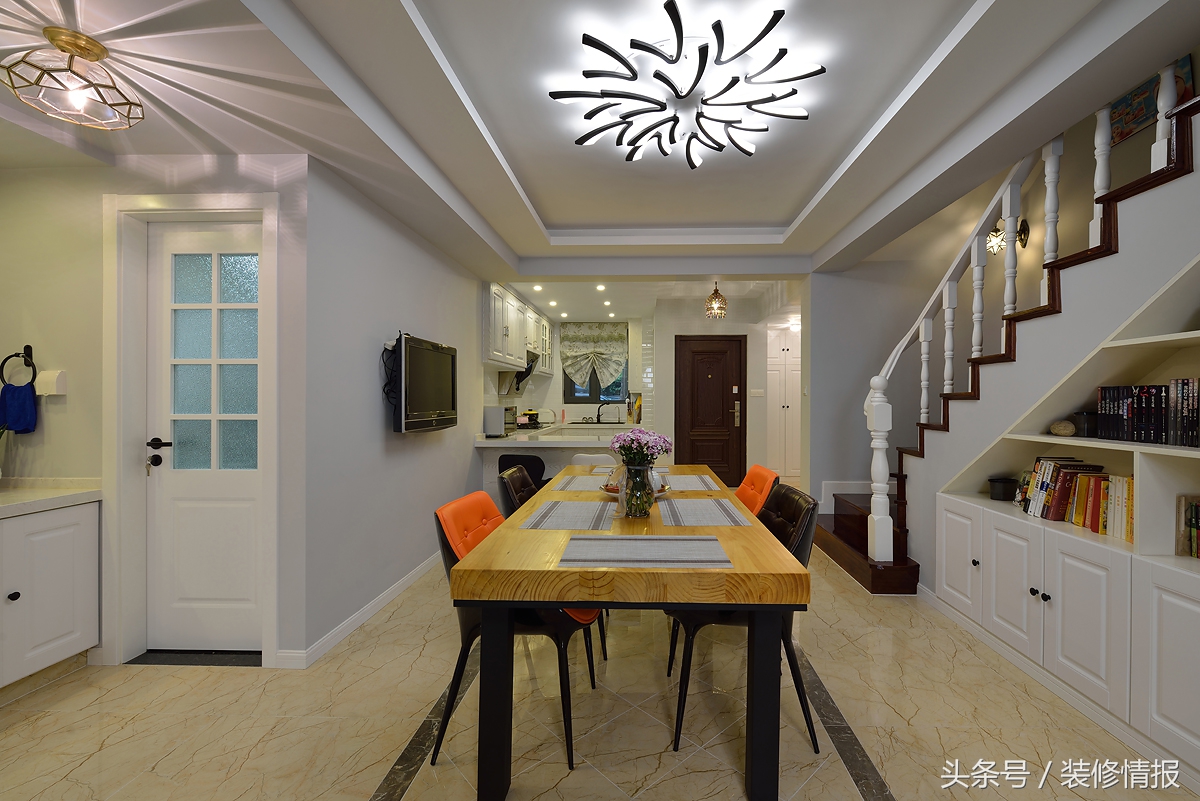 暖色系别墅年轻简约设计,温暖的装修