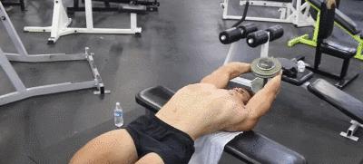 锻炼胸肌中间的全部方法,超级训练组胸肌背肌一天搞定