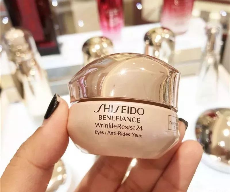 十大不建议购买的眼霜,8款平价到贵妇眼霜真人测评