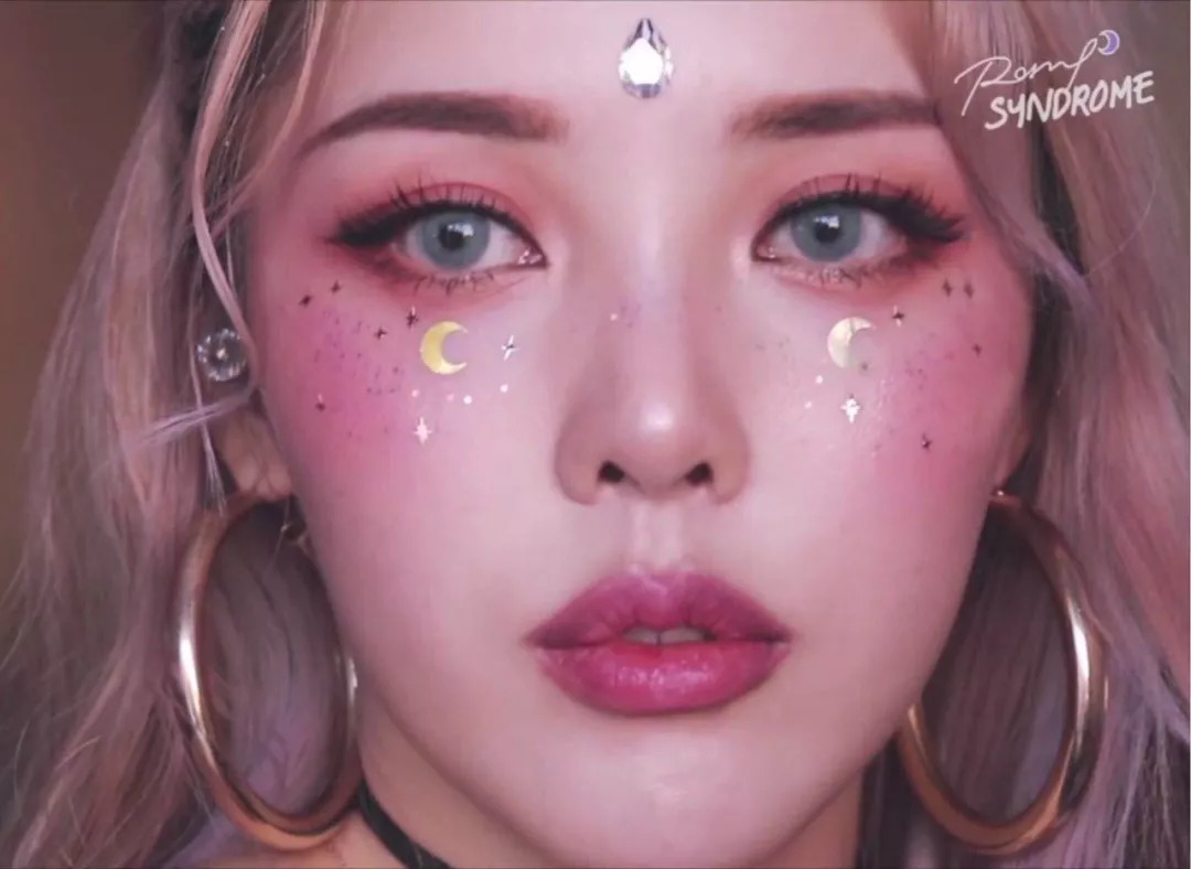 UltraChina凉了没关系，这有一份音乐节美妆攻略