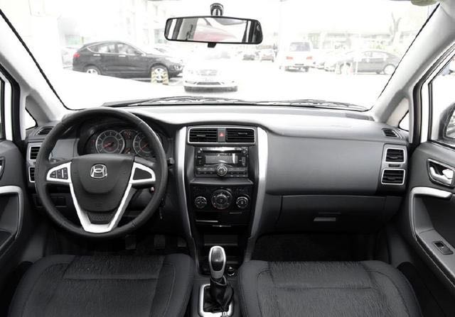 铃木这款车下血本了！仅6万，掀翻雨燕连瑞纳都自愧不如