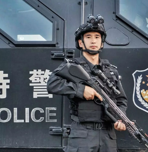 比颜值更闪耀的是他们的……“型男”背后的故事，你不能不看！