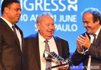 帅哥贝克汉姆荣获2018欧足联主席奖，盘点历届获得者都有谁？