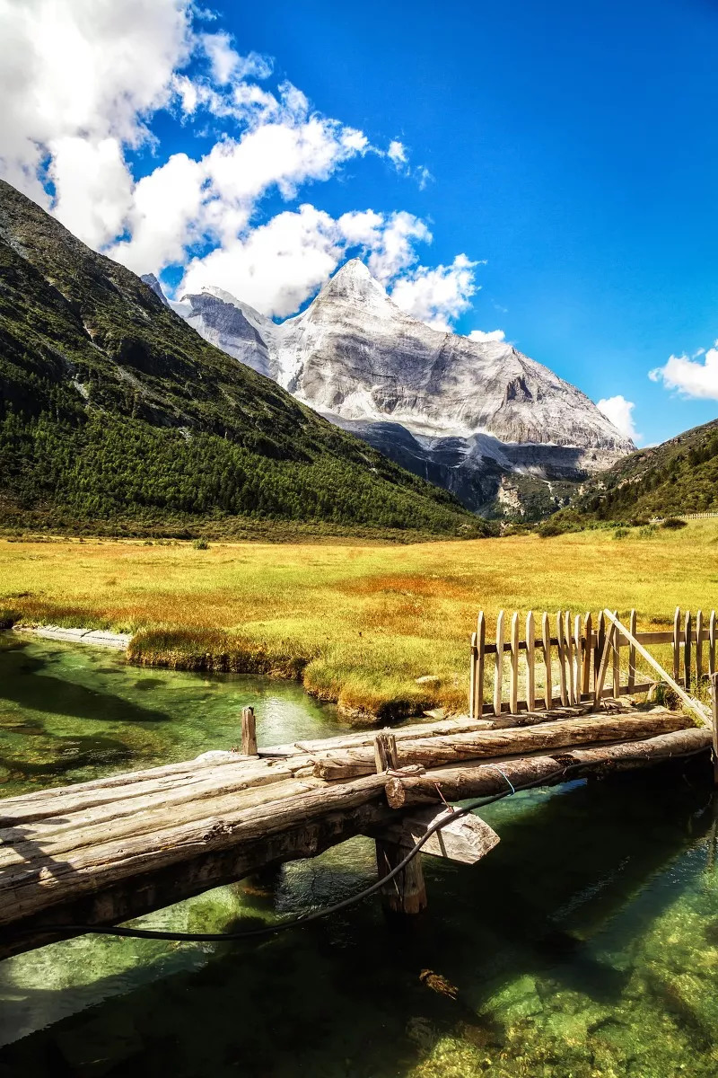 老子不上班请假去稻城,9月不上班了句子