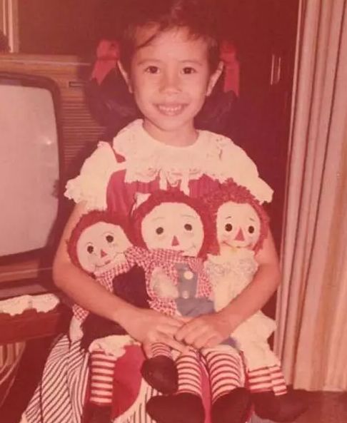 全裸拍写真，还撩倒过周星驰，48岁的她性感炸了！