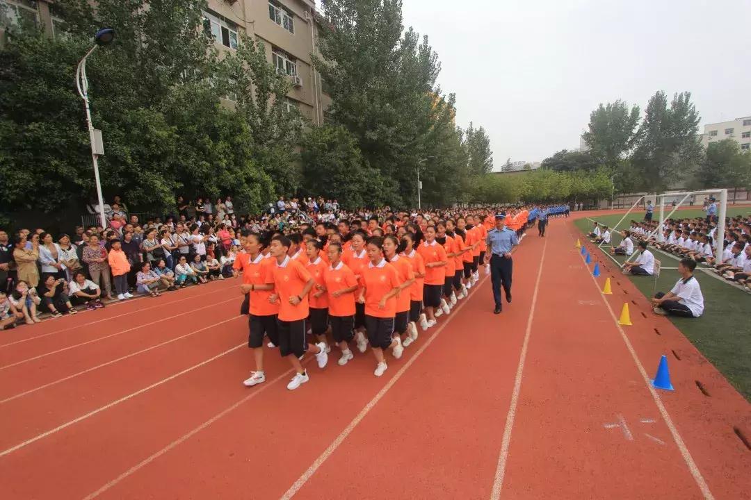 开封十四中散学典礼,开封市十四中毕业典礼