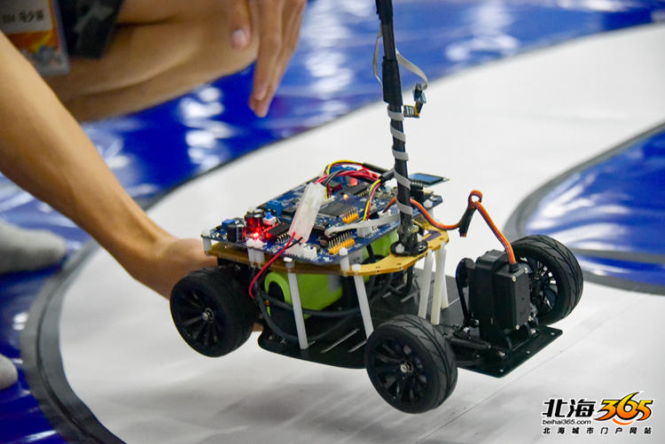 自制智能无人驾驶车,无人车远程操控制作