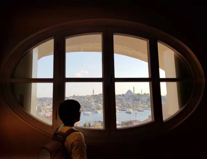 不焦虑的淘宝店主:30岁辞职留学土耳其,遇见战火与宁静