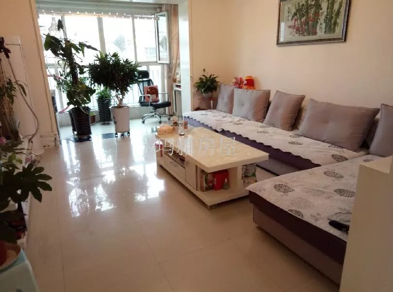 石河子精装修房出售,石河子房源三室一厅