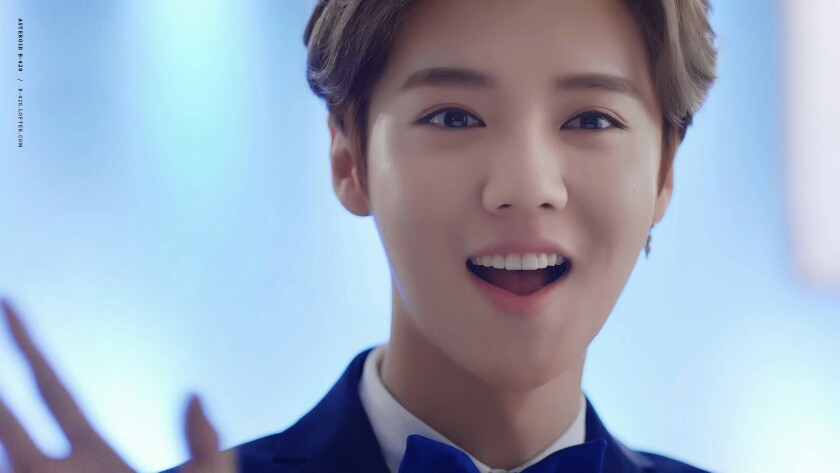 开口跪系列，用英语来表达鹿晗的帅仅此一家