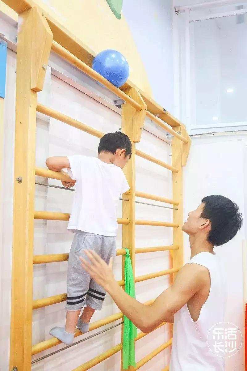 不办健身卡健身房可以就去一次吗,不办健身卡自己在家健身