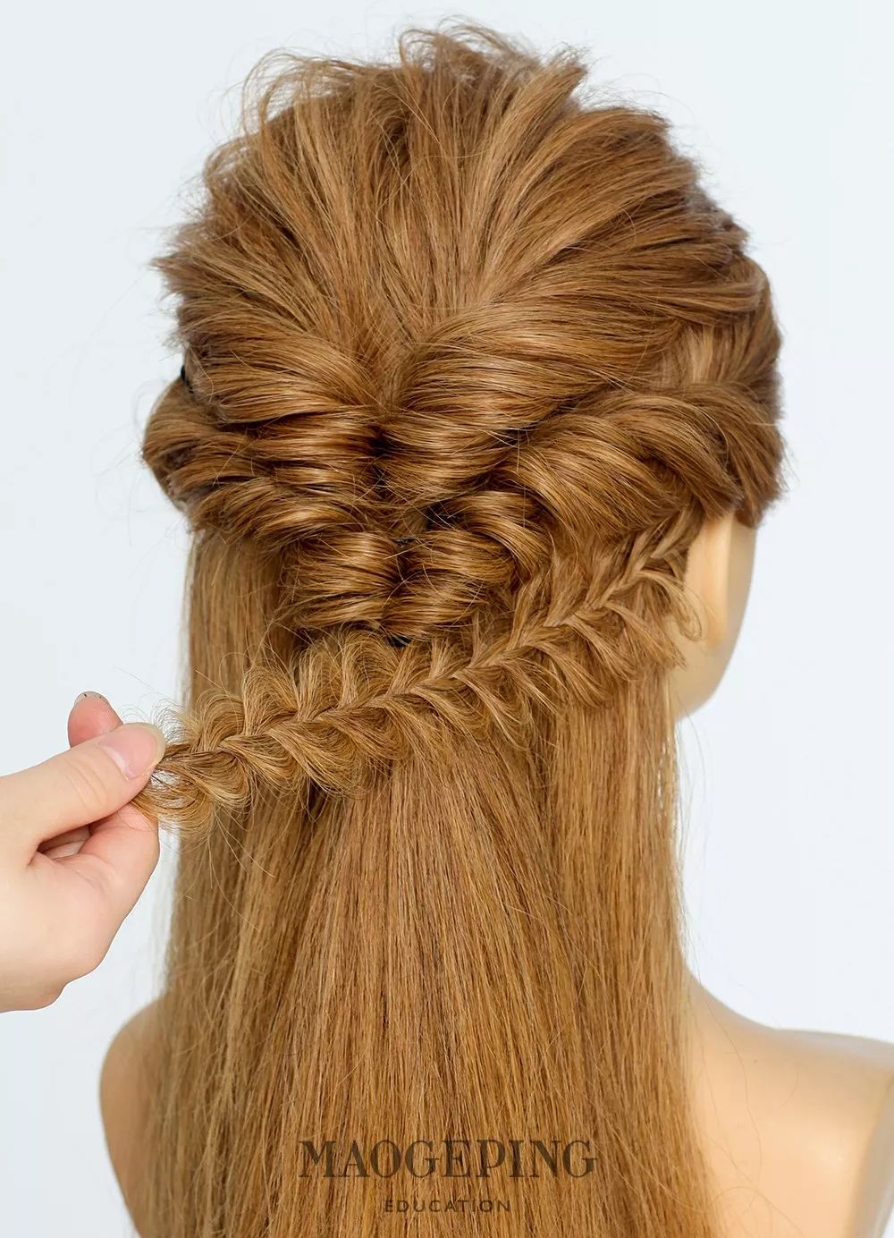 女童8-9岁中短发怎么扎简单又漂亮,30岁短发怎么扎好看又简单漂亮