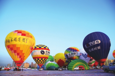 兰州热气球观赏地点,甘肃兰州有热气球