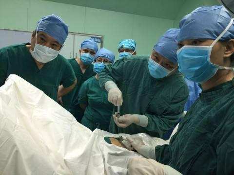 药流和人工流产哪个危害大,人工流产和宫腔镜哪个危害大