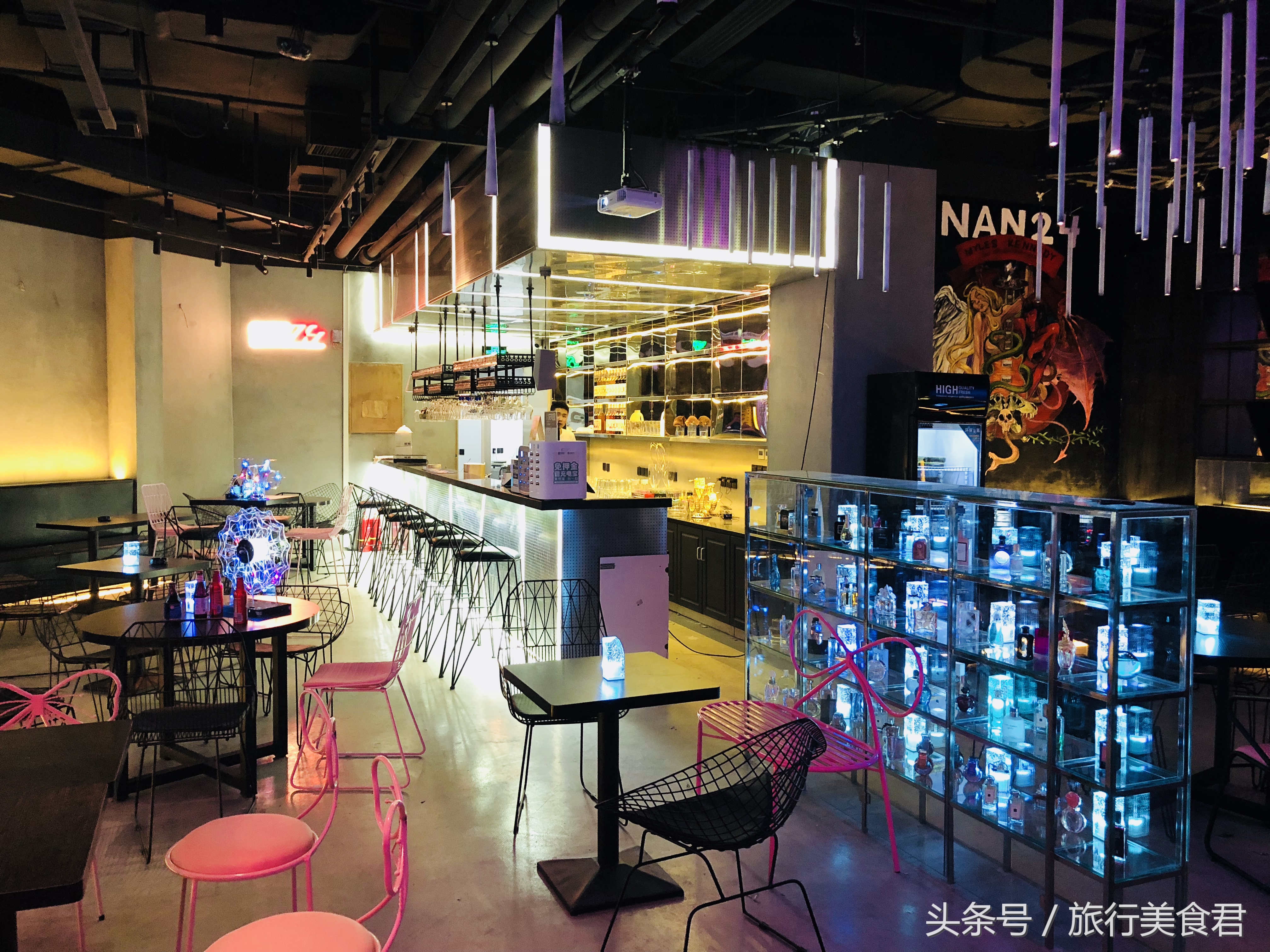 又一家网红打卡酒吧,西安第一家主题酒吧