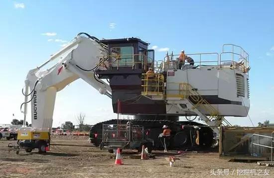 世界上最大的液压挖掘机,全球最大液压挖掘机