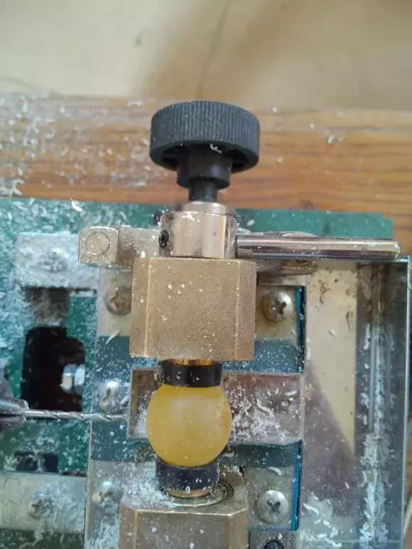 蜜蜡打磨教程戒面,蜜蜡圆珠怎么打磨成桶珠