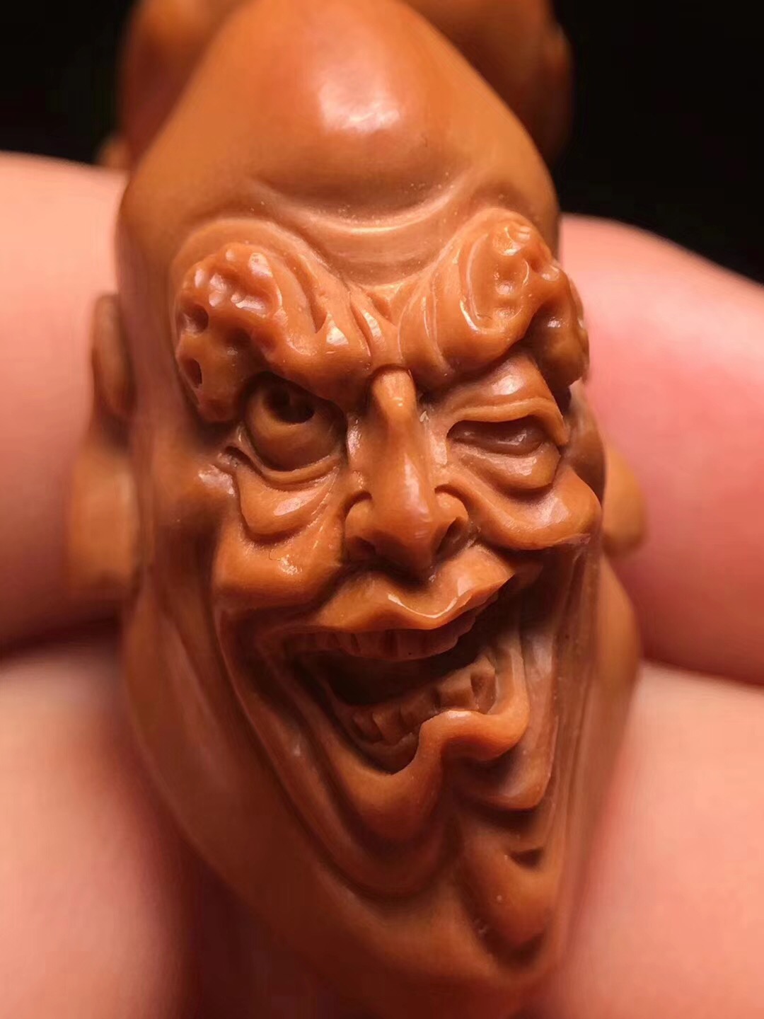 颐缘轩精品橄榄核雕,精品手工橄榄核雕