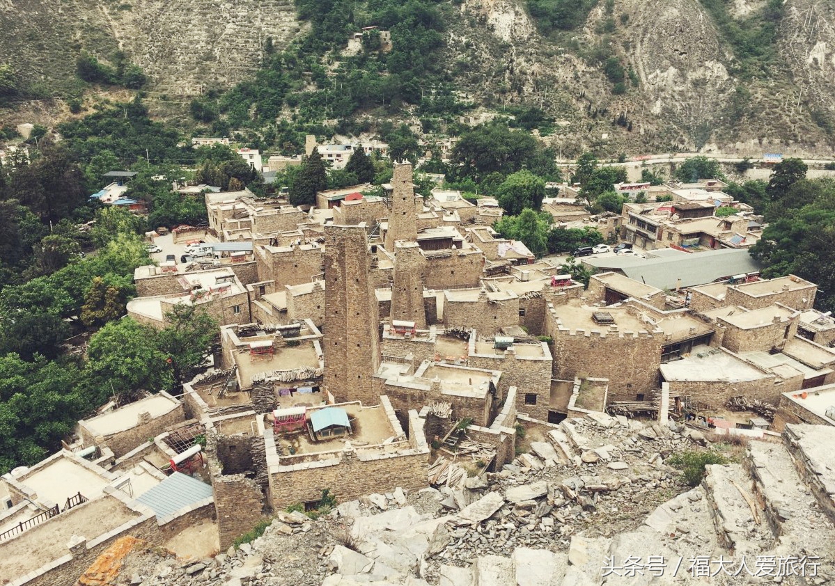 成都有哪些古堡景点好玩,距离成都20公里的这个千年古镇