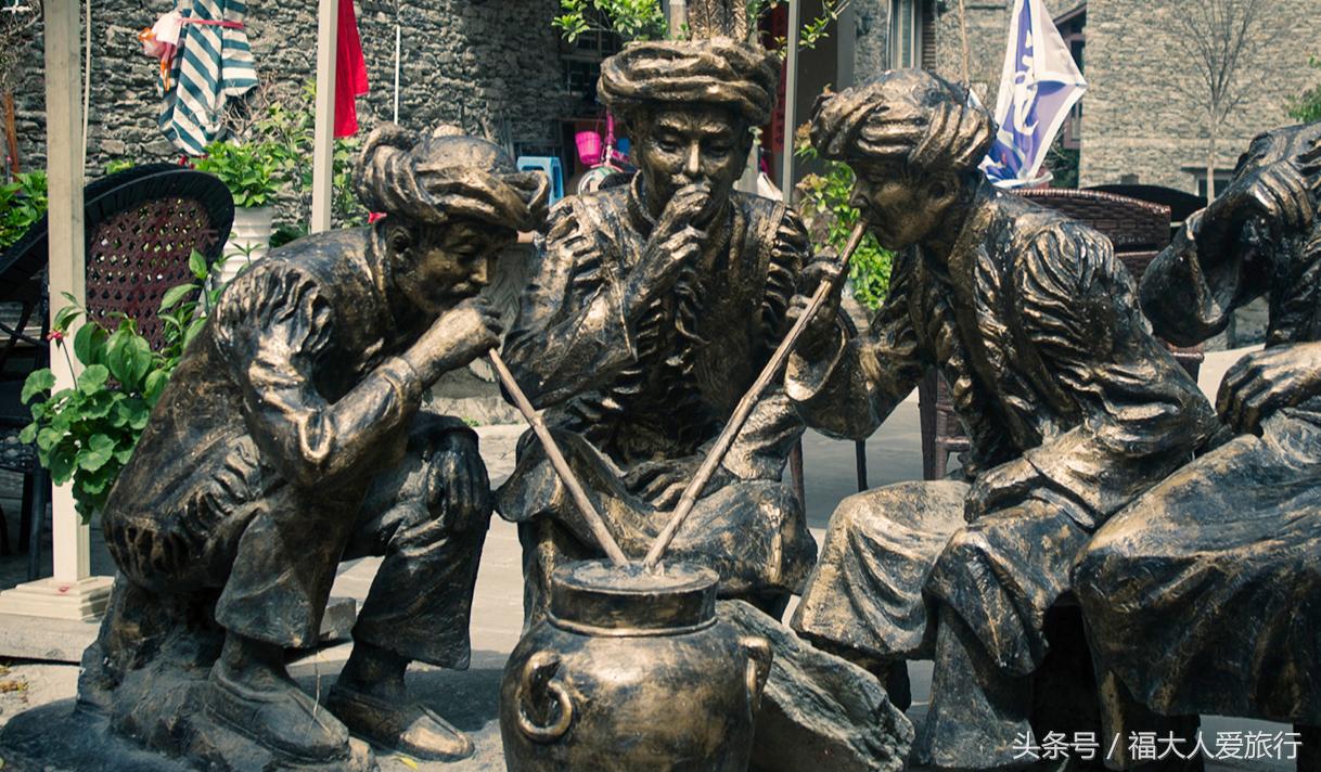 云朵上的神秘古堡，历经3次大地震、1次大火灾，至今巍然屹立！