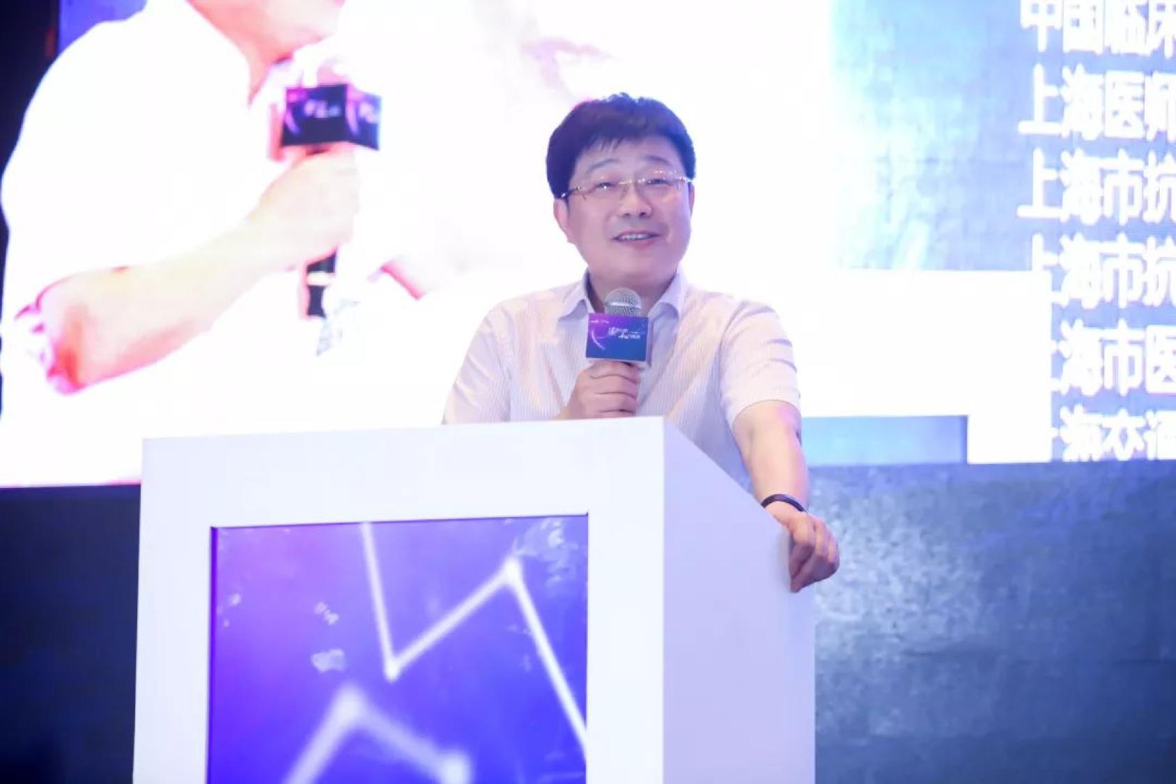 万里滔滔江水永不休什么意思,滔滔江水永不休的下一句是什么