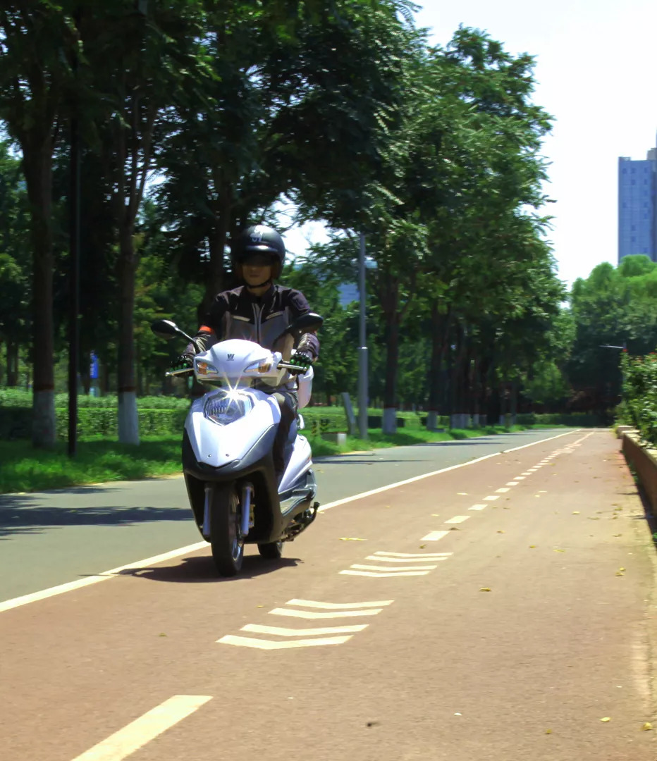 豪爵vh125s珍珠白,豪爵vh125性能怎样