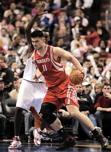 初学者正确的运球方法,运球教程初学者