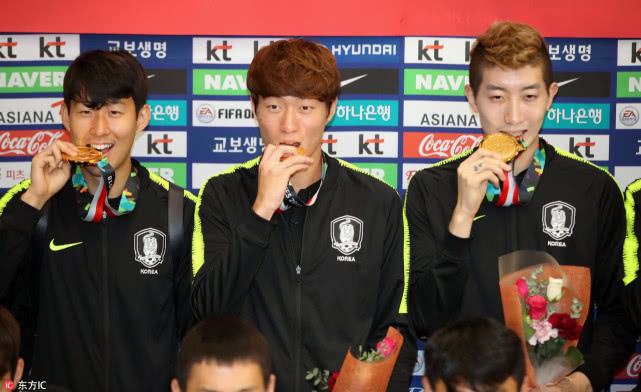 中国男足韩足奖金,韩国男足亚运会夺冠迷妹