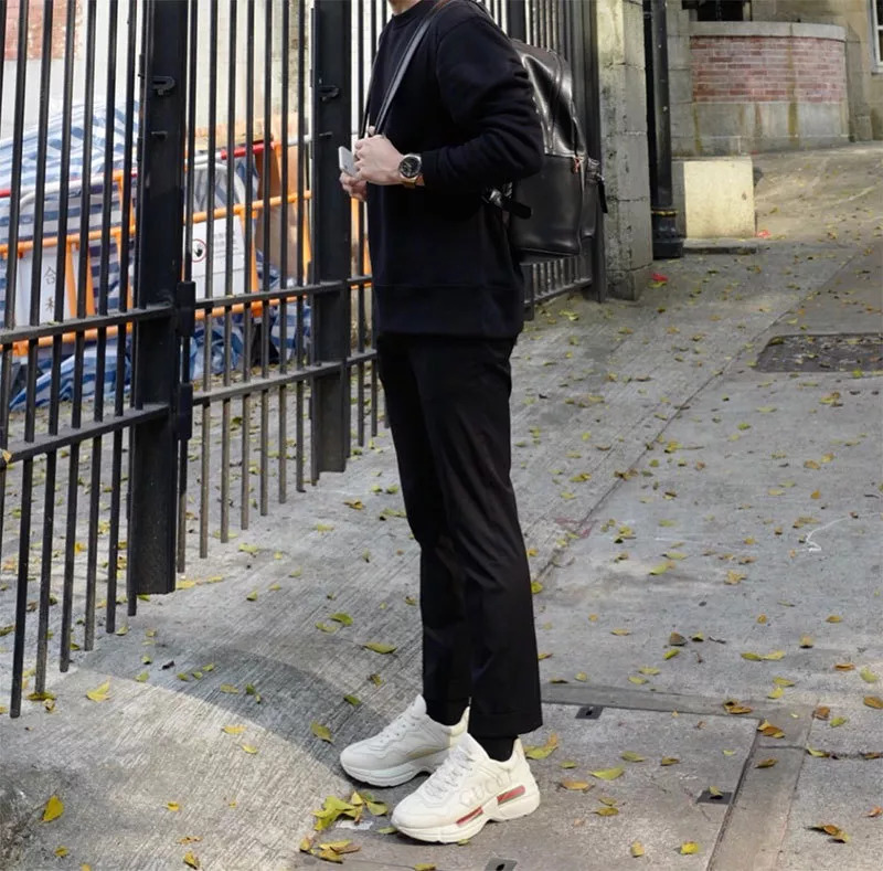 老爹鞋今年新款,老爹鞋已经过时了吗