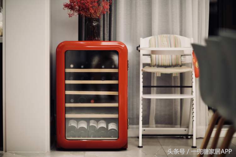 为了2个娃,我183㎡的家,没一个凸出来的柜门把手