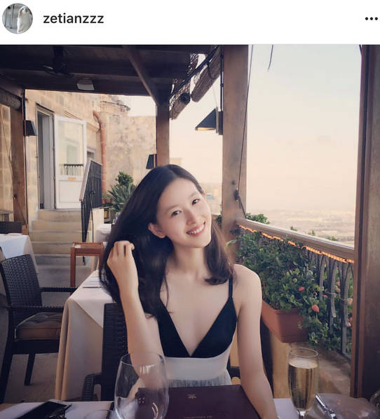 刘强东奶茶妹妹现在如何,刘强东谈奶茶妹妹美不美