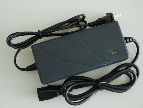 电动车维修注意哪些零件,电动车五个电瓶坏了一个要换完吗