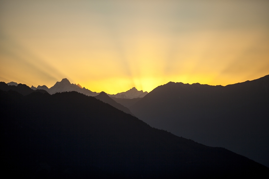 娴簯鐗у満缃戠孩姘戝,娴簯鐗у満楂樺北