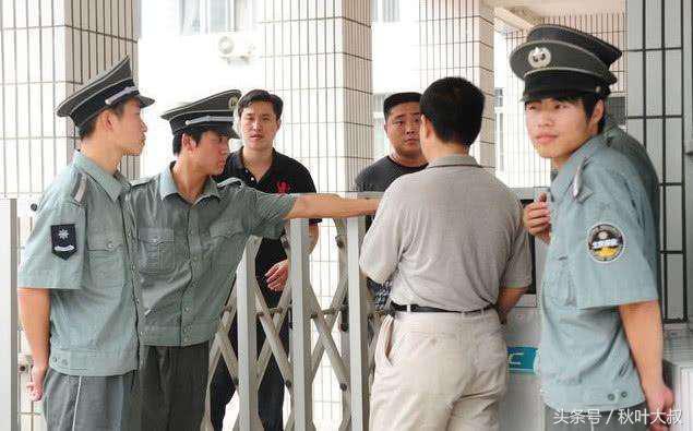 富士康保安离职不批,富士康保安为什么不愿意出去