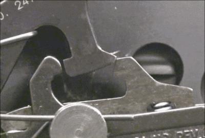 中国枪王徒手接弹壳,解放军最新制式狙击步枪