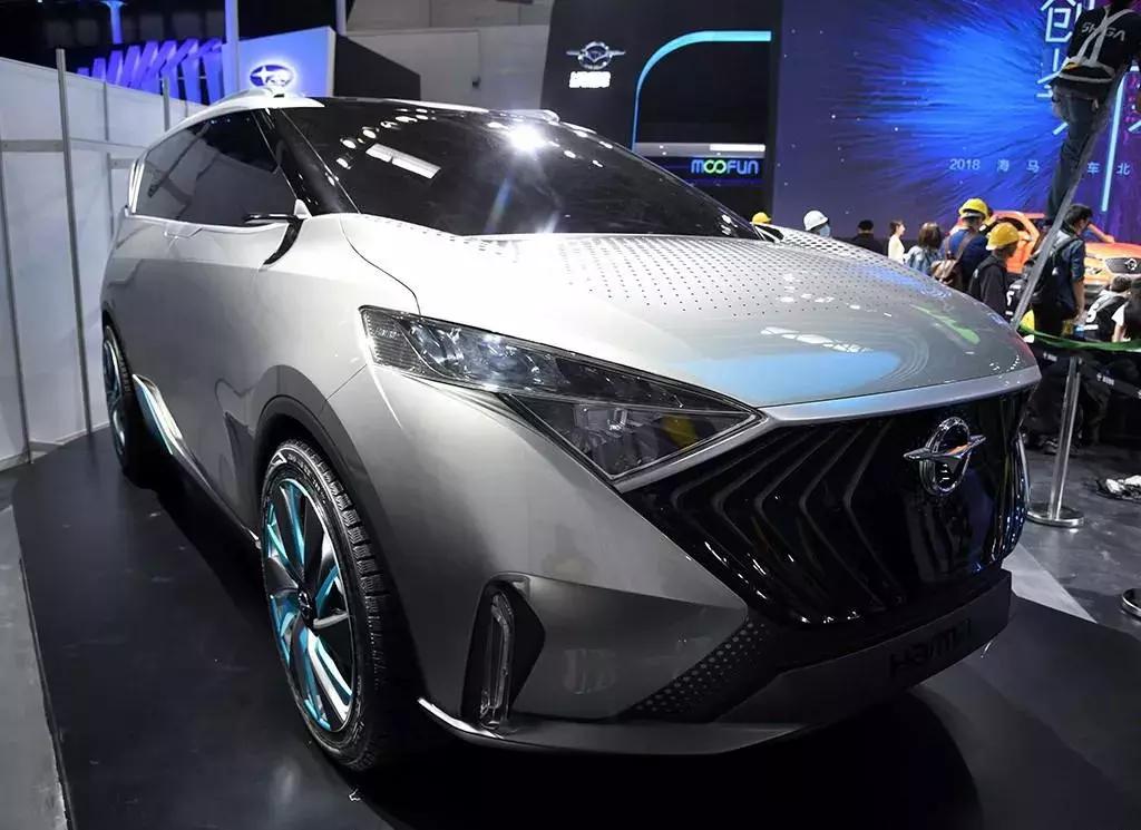 可以旋转的副驾驶,双排座多功能汽车