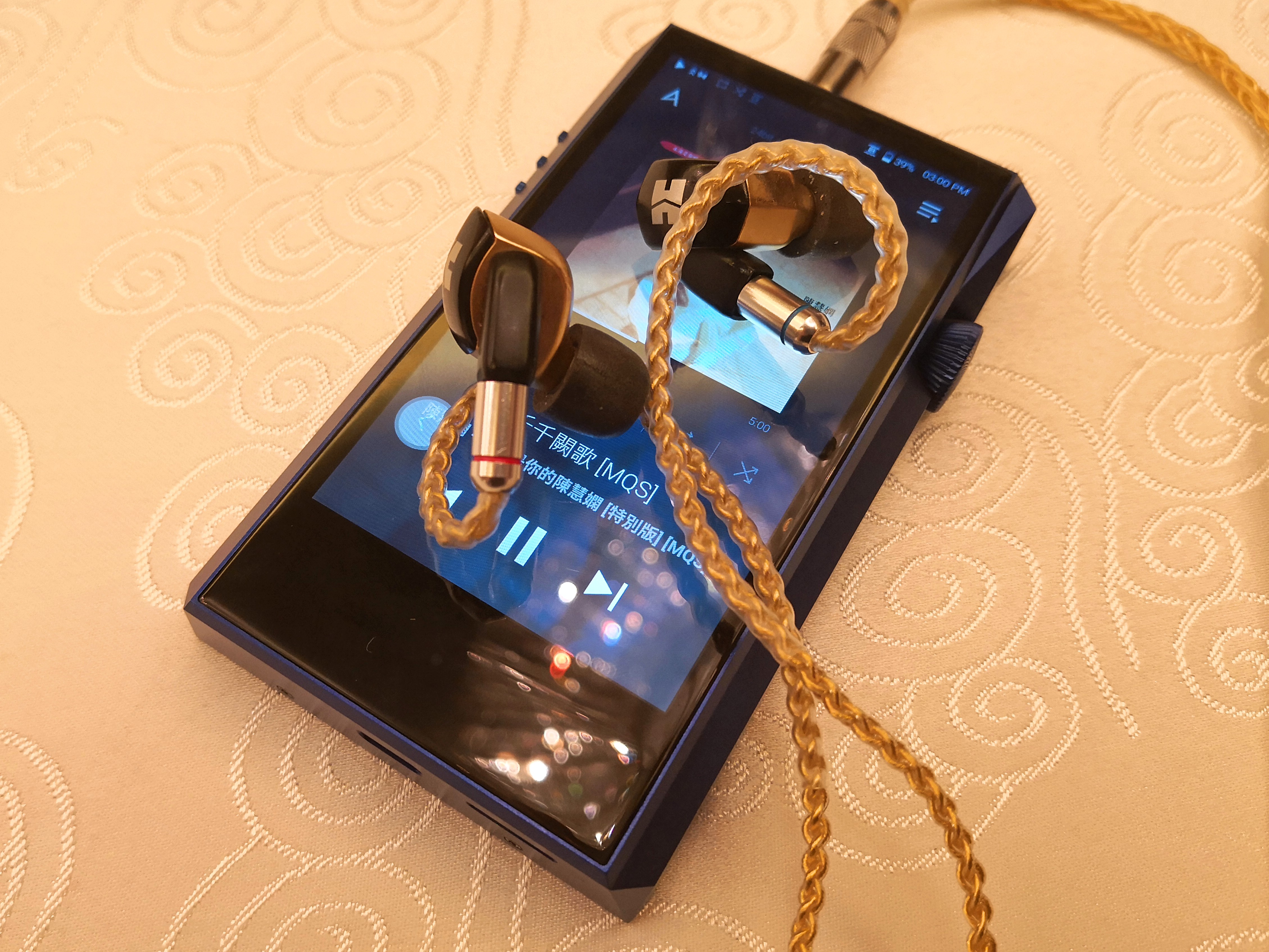 醇厚美酒助阵支持流媒体的AK新旗舰SP1000M发布,售价17888元