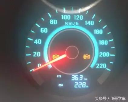 汽车仪表故障标志图解大全,汽车仪表显示esc故障是什么意思