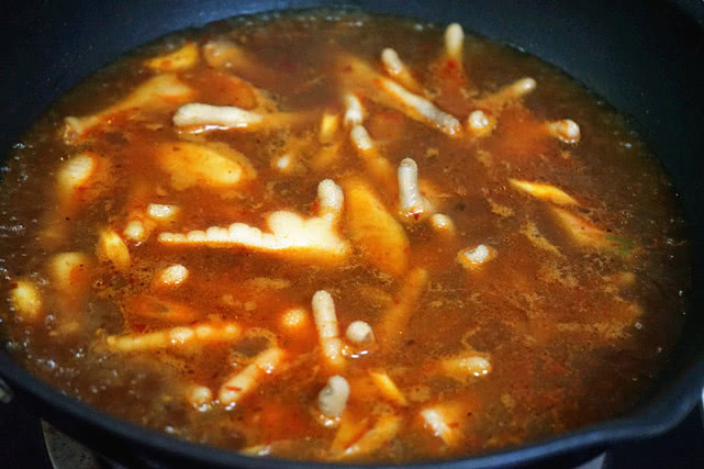 鸡爪不脱骨的凉拌做法,鸡爪脱骨了怎么做好吃