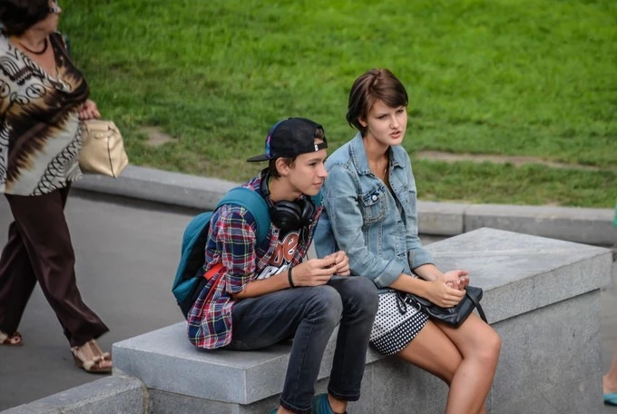 我们异地了24年，在你88岁时去莫斯科娶你——今夕传媒旅行家出品