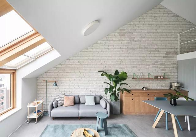 家里顶楼怎么装修,买到顶楼要怎么装修斜屋顶