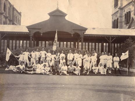 50-60年代足球队老照片,中国最早的足球队照片图文