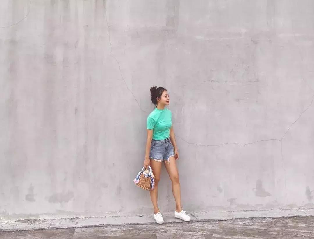 30刀就被她穿成街头女神，而你还没pick同色系？