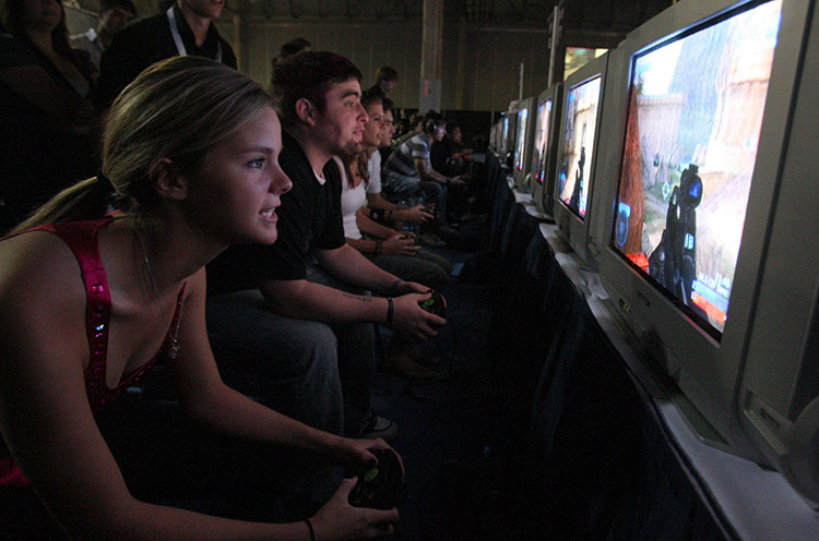 闃熼暱璇存,闃熼暱鏈夎繚鍙嶈瀹氱殑浜嬪彲浠ヤ笂鎶ュ悧