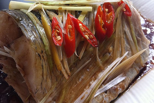 鱼的做法大全草鱼,红烧草鱼全鱼最正宗做法