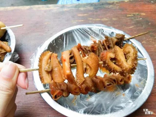 真羡慕，住系育才街的花都人，可以从街头食到街尾