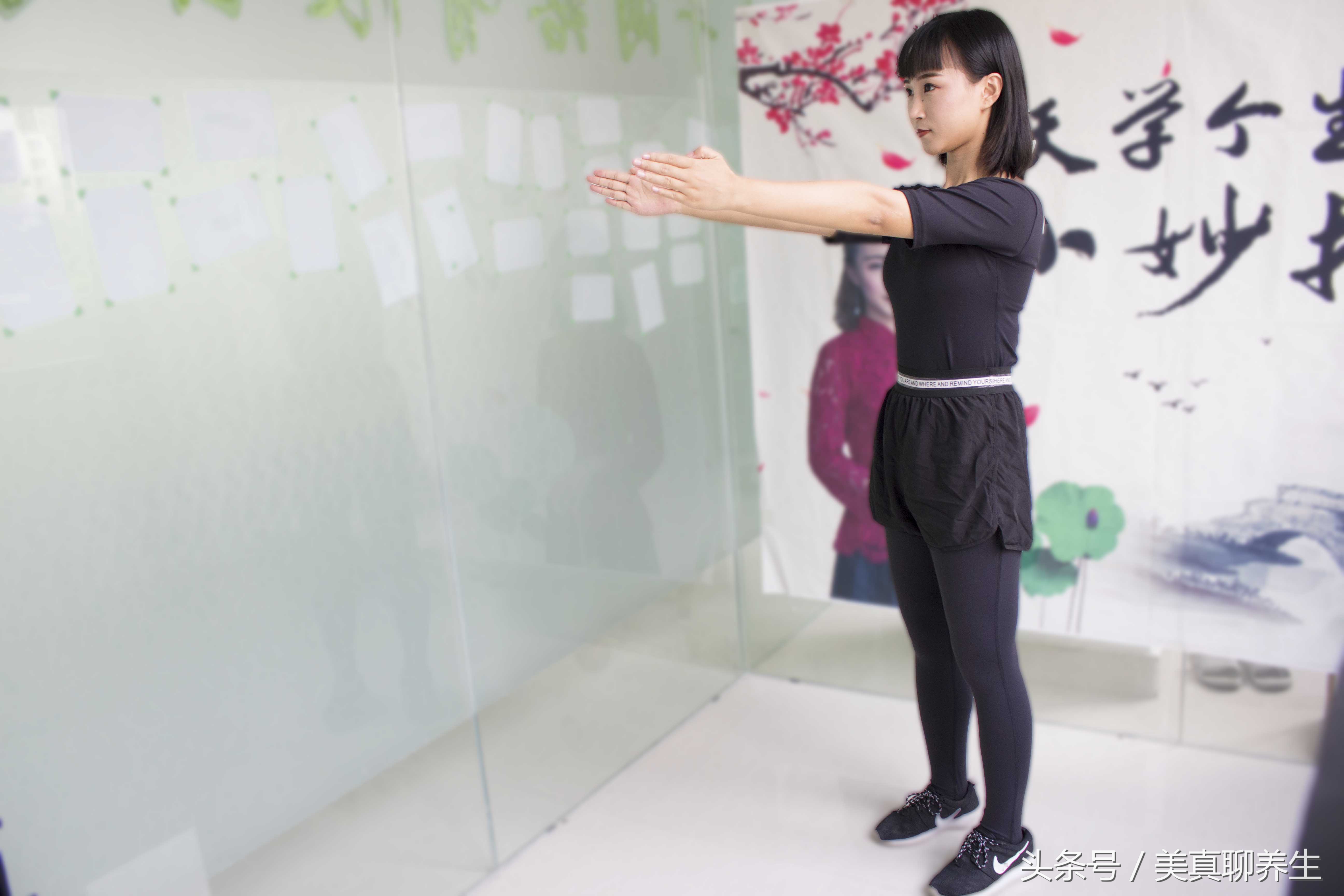 推荐一个腰不舒服的动作,对腿腰好的五个动作